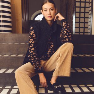 BETTY CO fall winter 2025 original BC 315 FW25 SocialMedia 72dpi